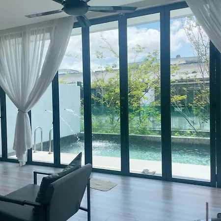 Luxury, Affordable And Spacious Private Villa With Swimming Pool & Jacuzzi For 20 Plus Ppl Cyberjaya Exterior photo