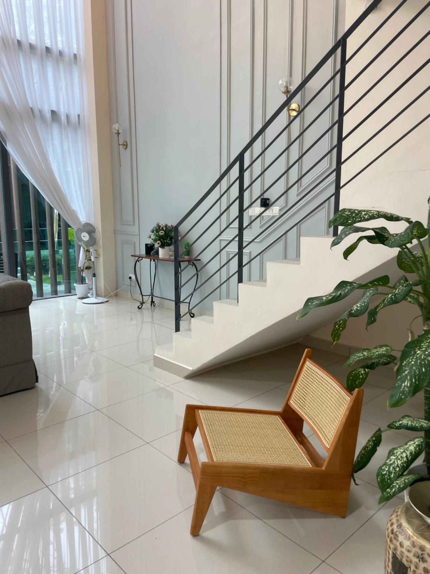 Luxury, Affordable And Spacious Private With Swimming Pool & Jacuzzi For 20 Ppl Cyberjaya