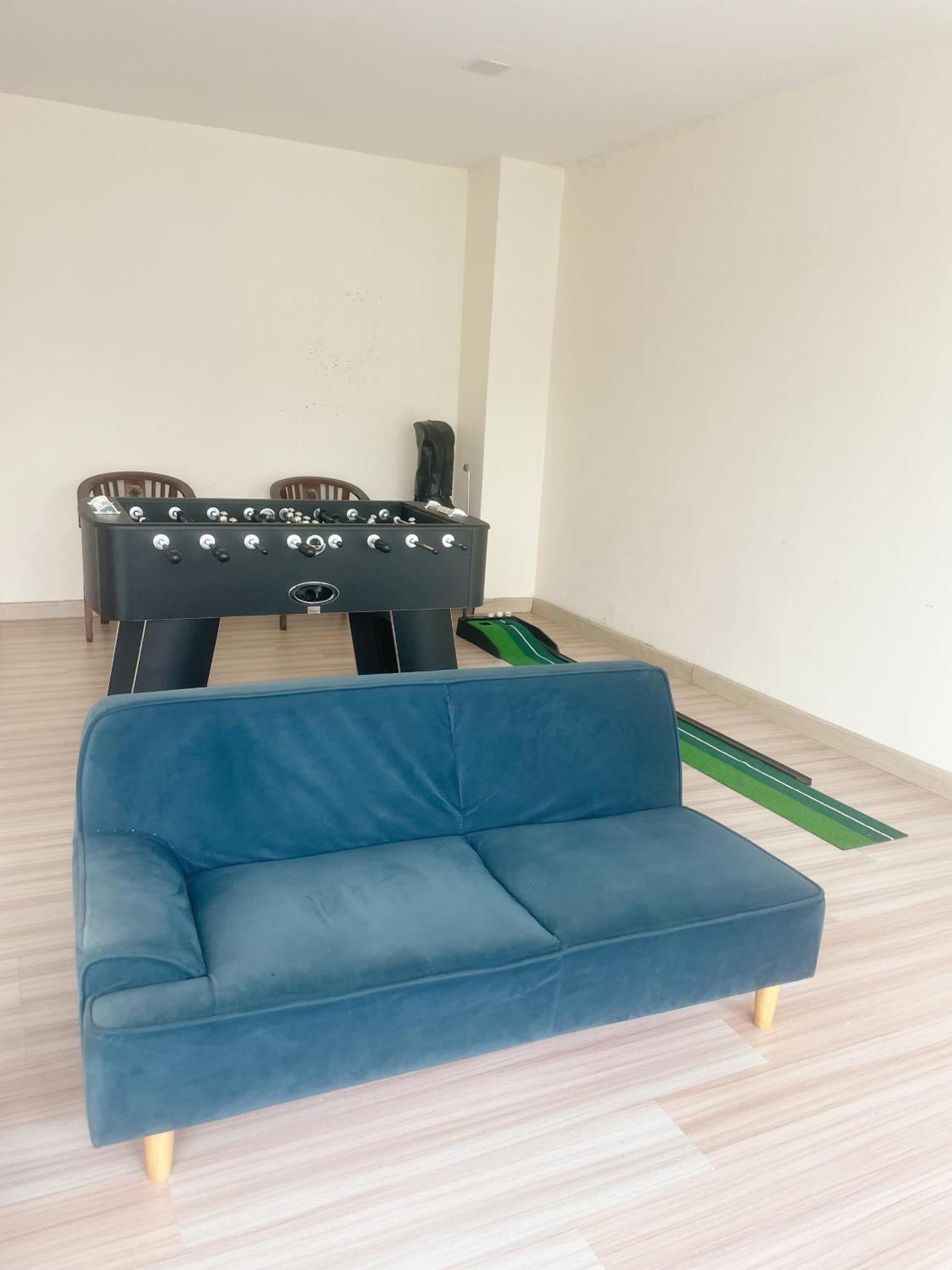 Luxury, Affordable And Spacious Private With Swimming Pool & Jacuzzi For 20 Ppl Holiday home *